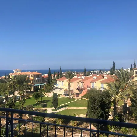 Regina Gardens, Phase 1 *