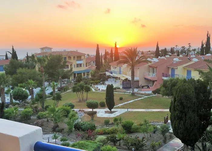 Regina Gardens, Phase 1